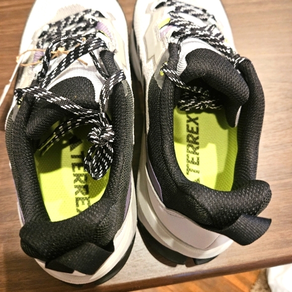 NEW Adidas Terrex AX4 hiking shoes trial running womens 8 silver black - Picture 8 of 8